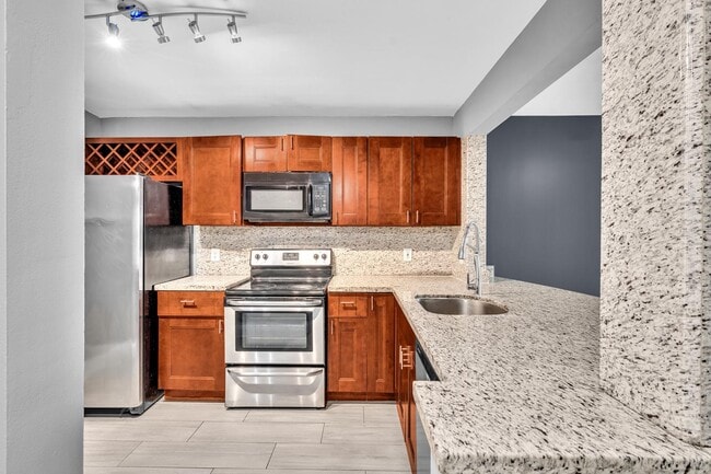 Photo - 109 Lake Emerald Dr Unit 108