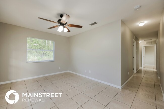 Photo - 3303 69th St W