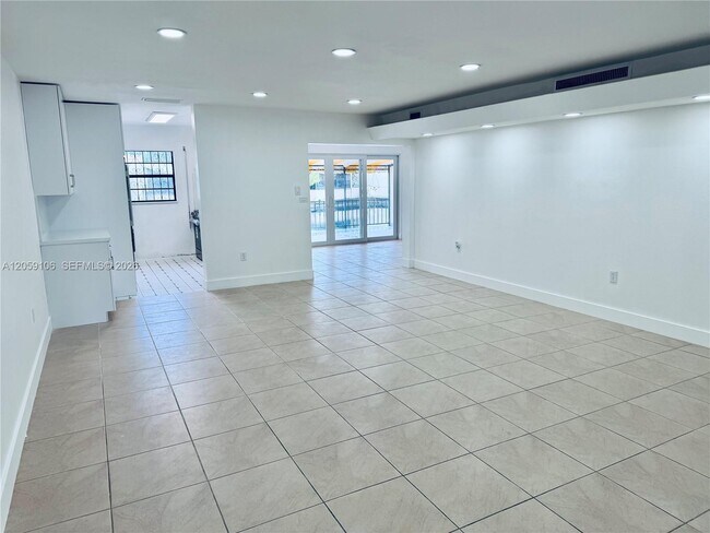 Photo - 7011 Crown Gate Ct