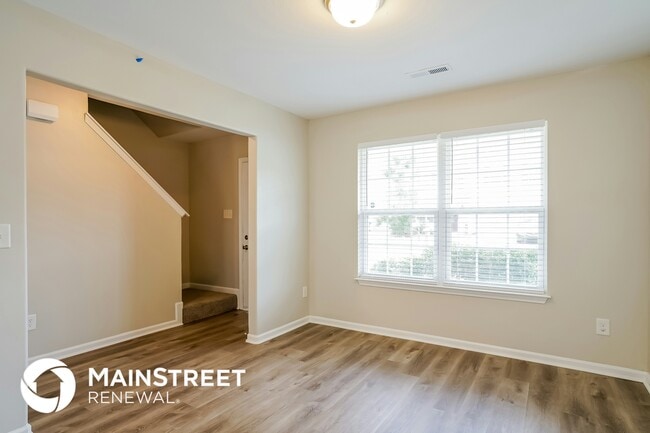 Photo - 4006 Glennstone Dr