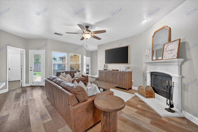 Photo - 1060 Shady Lane Drive
