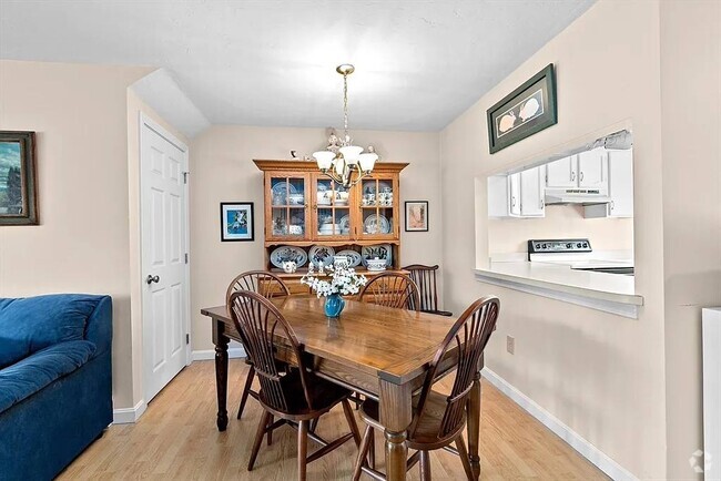 Building Photo - 6 Windmill Bog Way Unit 2 Rental