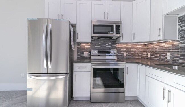 Photo - 2595 Telegraph Ave