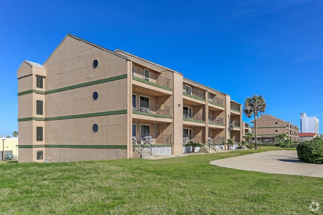 Property Exterior - 7600 Seawall Blvd Apartments
