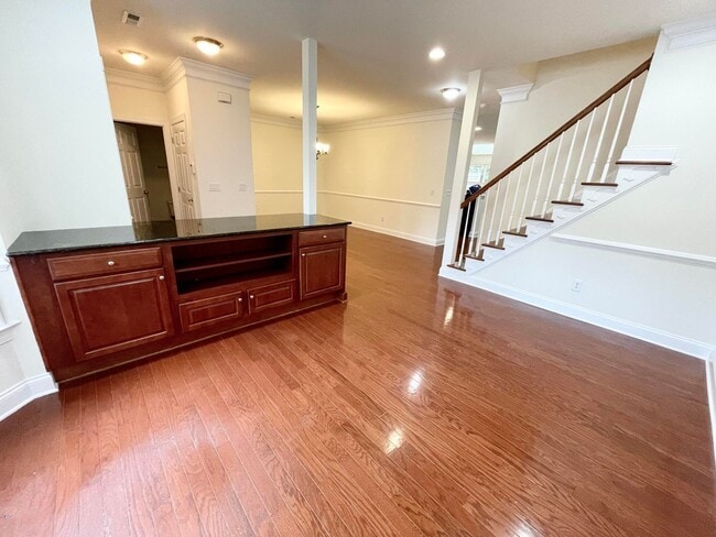 9519 Dellbrook Ct