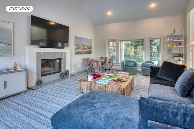 Photo - 5 Mountain Laurel Ln