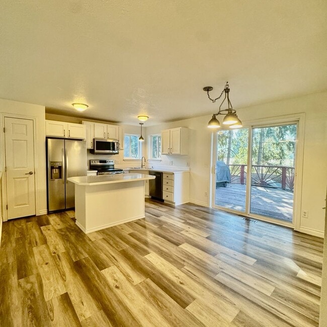 Photo - Cute 4 bed 2 bath move in ready home!