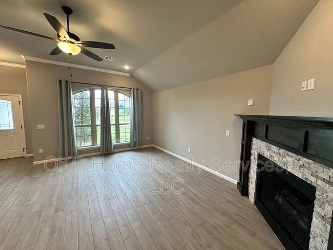 Photo - 4133 NW 155th St