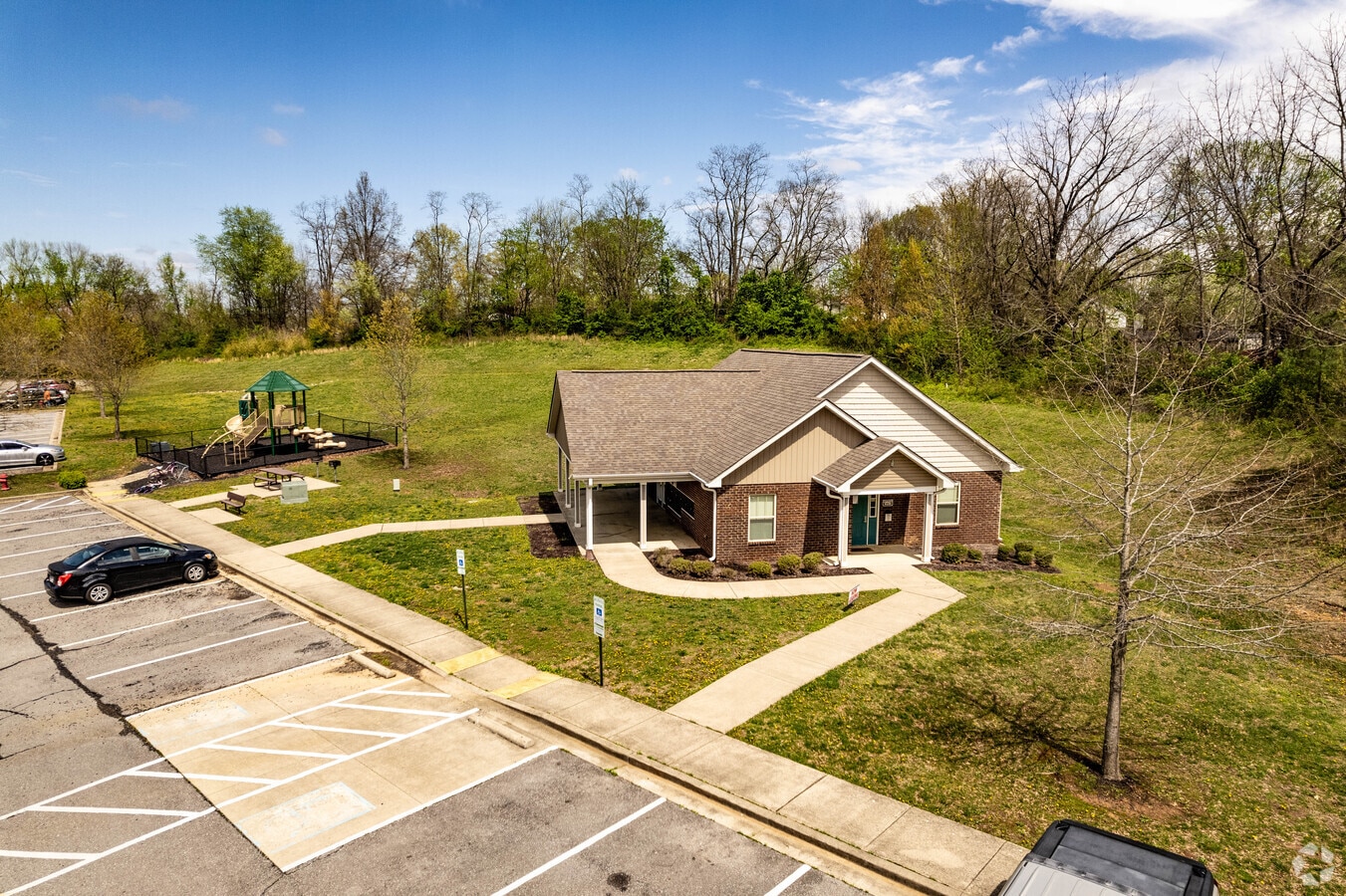 Photo - The Grove at Kendal Apartments