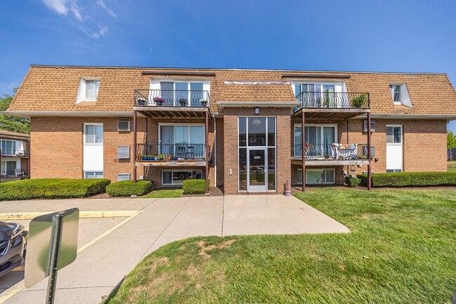 Royal Villa Apartments
