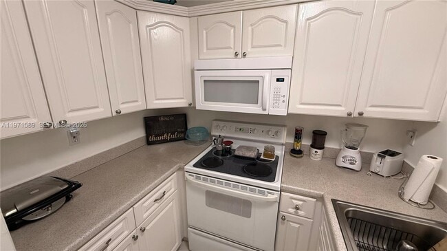 Photo - 11715 SW 18th St Unit 107