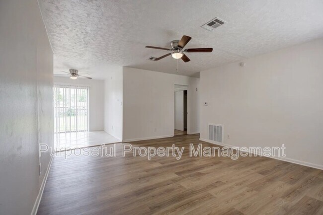 Photo - 3009 SE 20th St