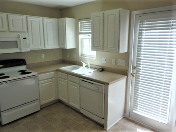 Photo - 1209 Plexor Ln