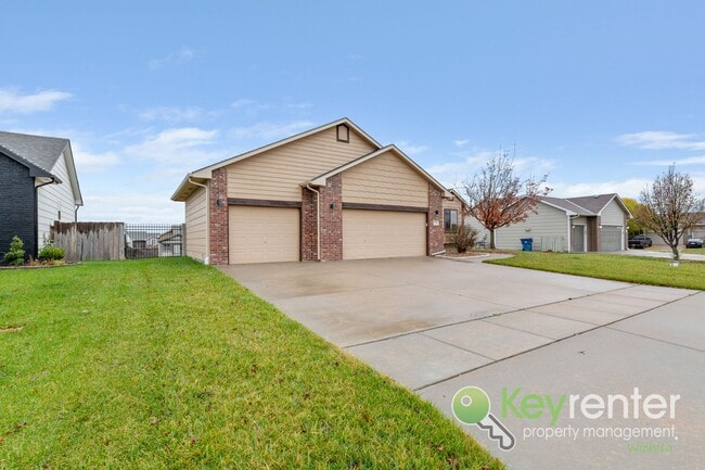 Photo - Beautiful 4 Bedroom 3 Bath | Goddard School District