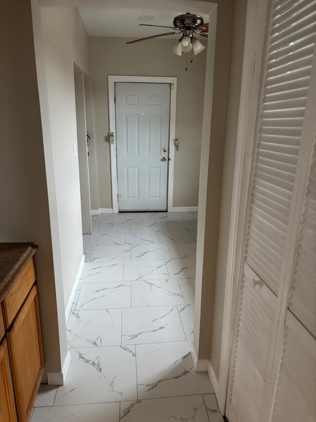 Photo - 8052 S Aberdeen St