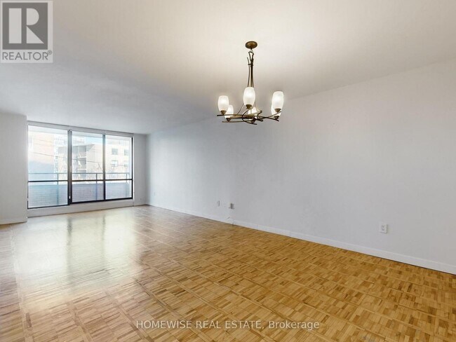 Photo - 22 Shallmar Blvd Unit 401