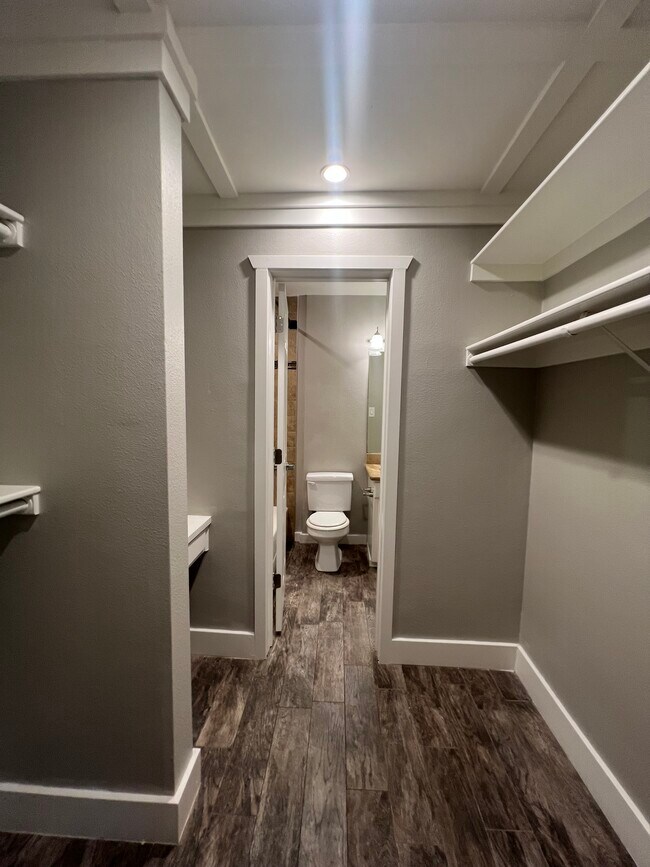 Photo - Vue at Montrose