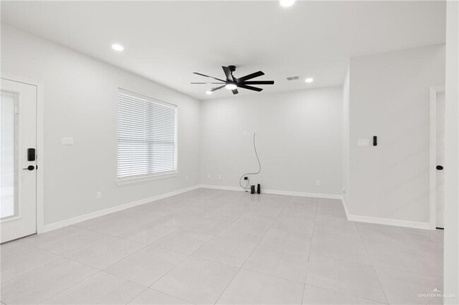 Photo - 22 West Dr