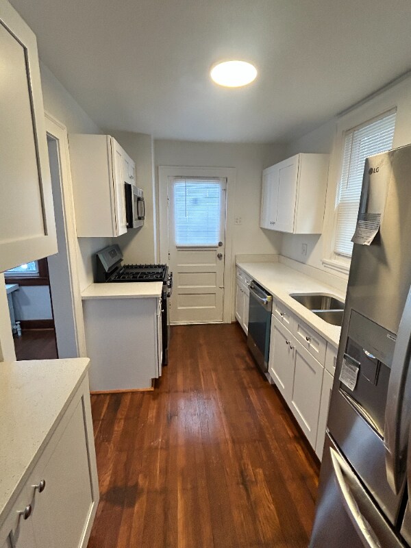 Building Photo - 323 Onyx Ave