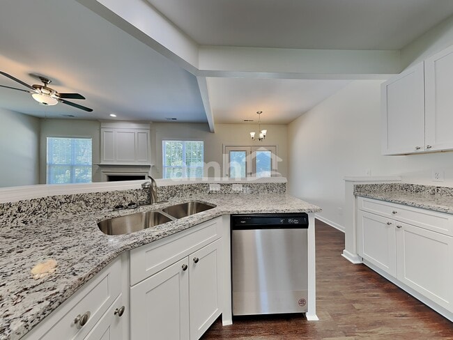 Photo - 1575 Pondhaven Dr