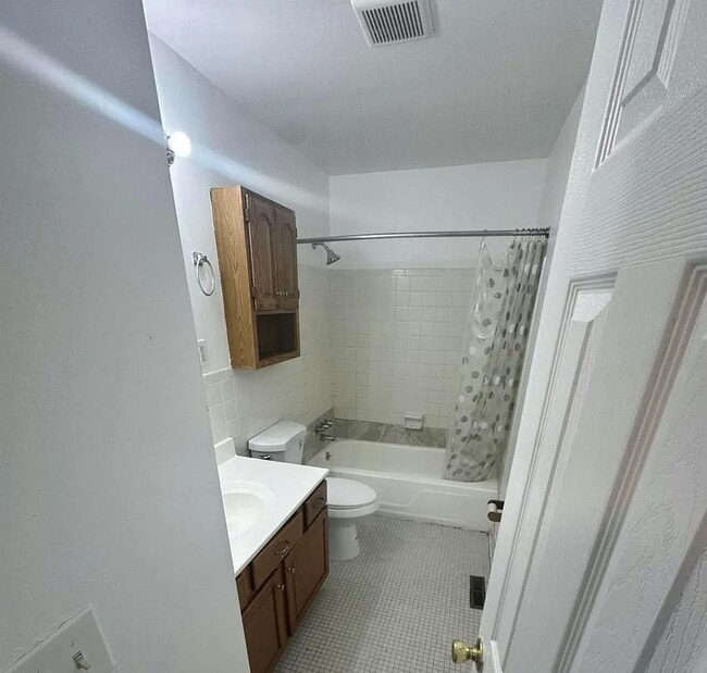 Photo - 1556 Meredith Dr