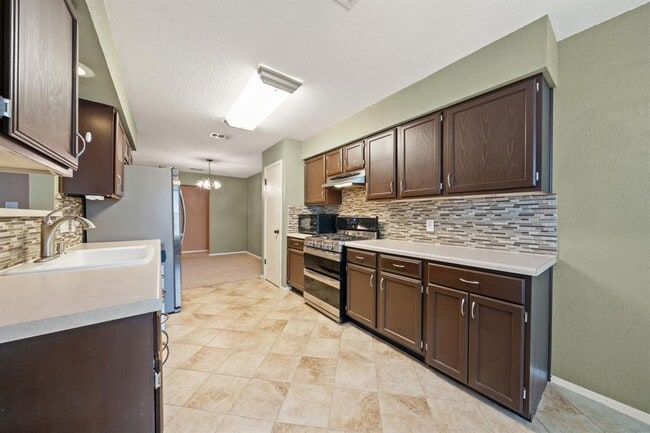 9012 Texas Sun Dr