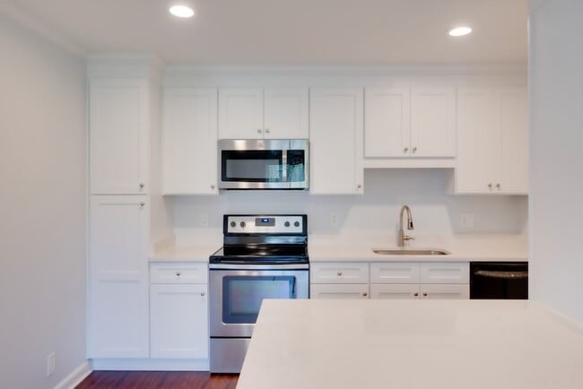 Photo - 2601 Hillsboro Pike Unit F12
