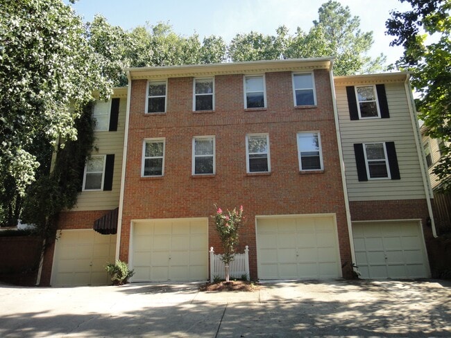 Photo - 2925 10th Ct S Unidad 3