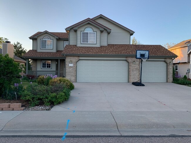 Front of house w/3 car garage - 2232 Sweetwater Creek Dr House