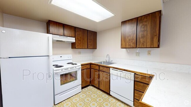 Building Photo - 3717 St Nicholas Ave Rental