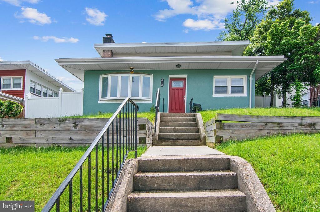 Photo - 413 S Wickham Rd