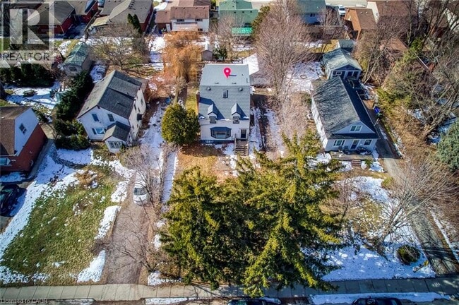 Photo - 142 Ewen Rd