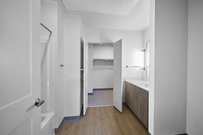 SP Crossing Apartments