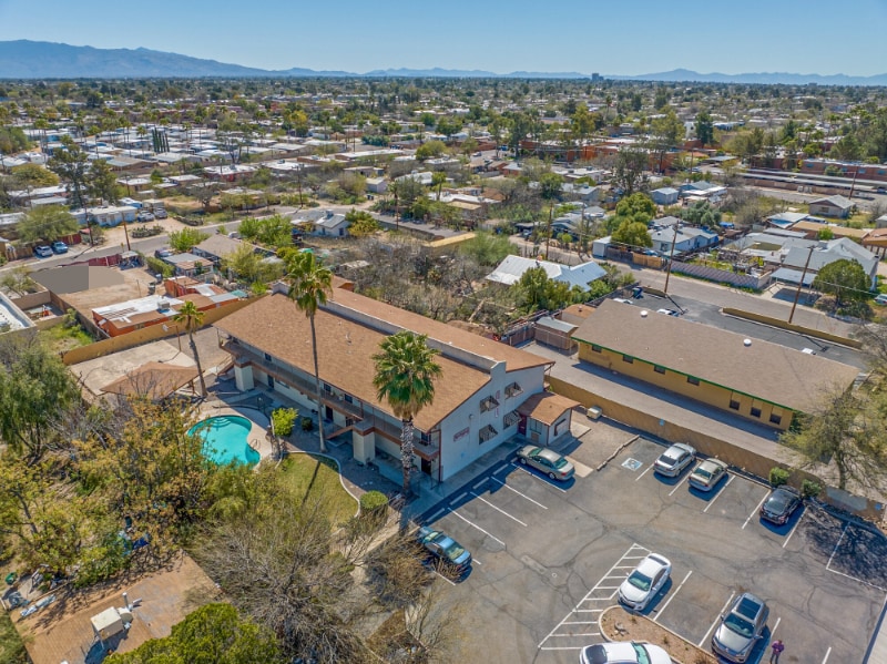Photo - 3052 N Alvernon Way Apartment Unit 106