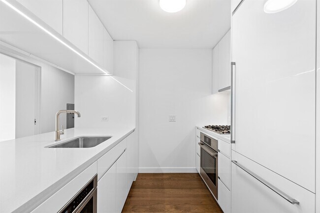 Photo - 99 Hudson St Unit 2507