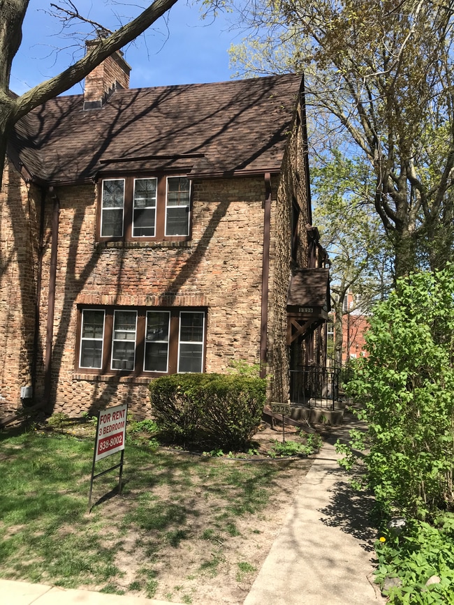 Photo - 2226 Kendall Avenue