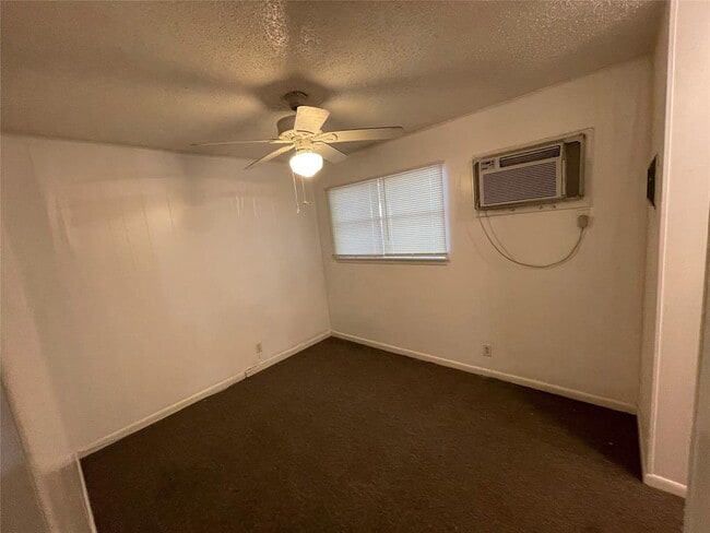 Photo - 2711 Hemphill Park Unit 11F- (A203)