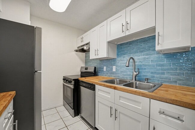 Photo - 12660 Ashford Point Dr Unit 416