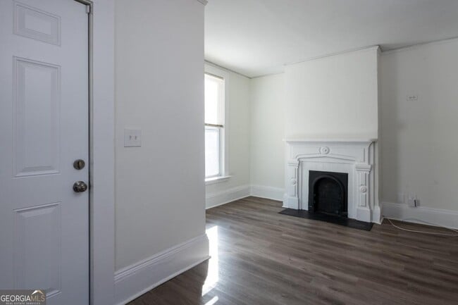 Photo - 406 Paines Ave NW