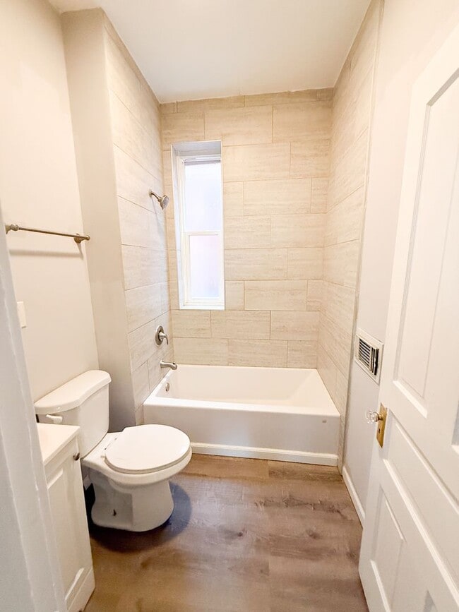 Photo - Modern 2 bed/1 bath apartment right off trendy Cherokee Street!