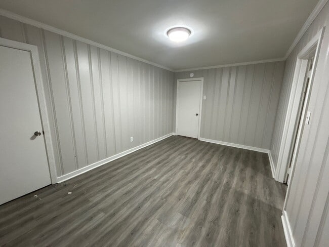 Photo - 955 W Forest Ave