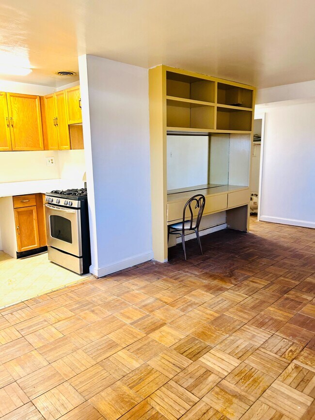 Photo - 1577 N Colonial Terrace