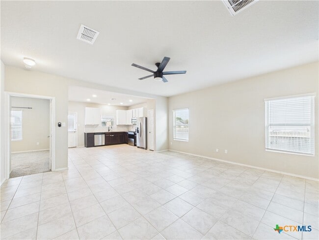 Photo - 2405 Marty Way