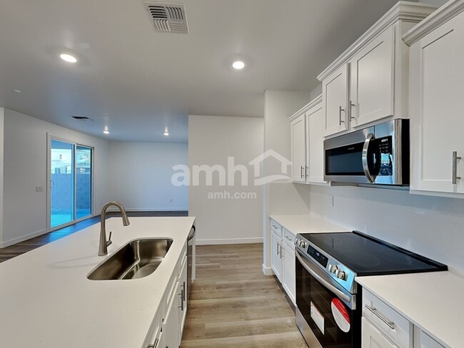 Photo - 14155 N Luckett Rd