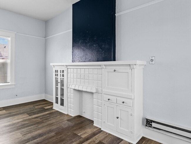 Photo - 1049 E 5th St Unidad G