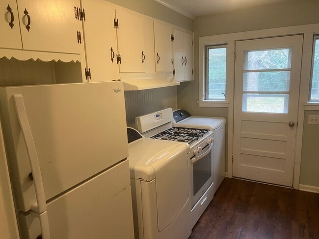 Photo - 1267-1267 Harton St