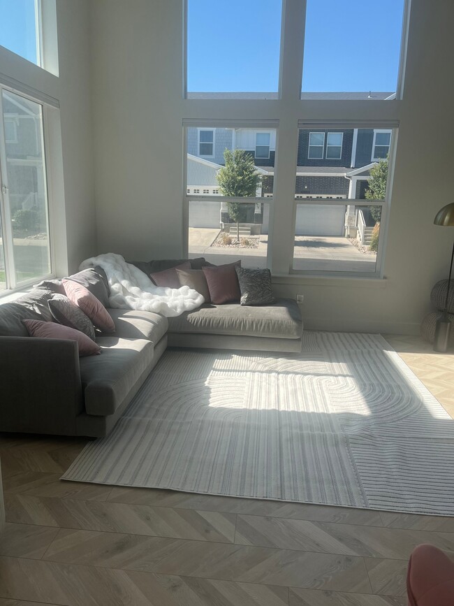 Photo - 3600 W 1700 N