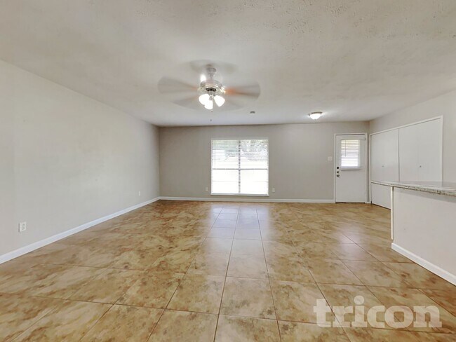 Photo - 5030 Ridgecreek Dr