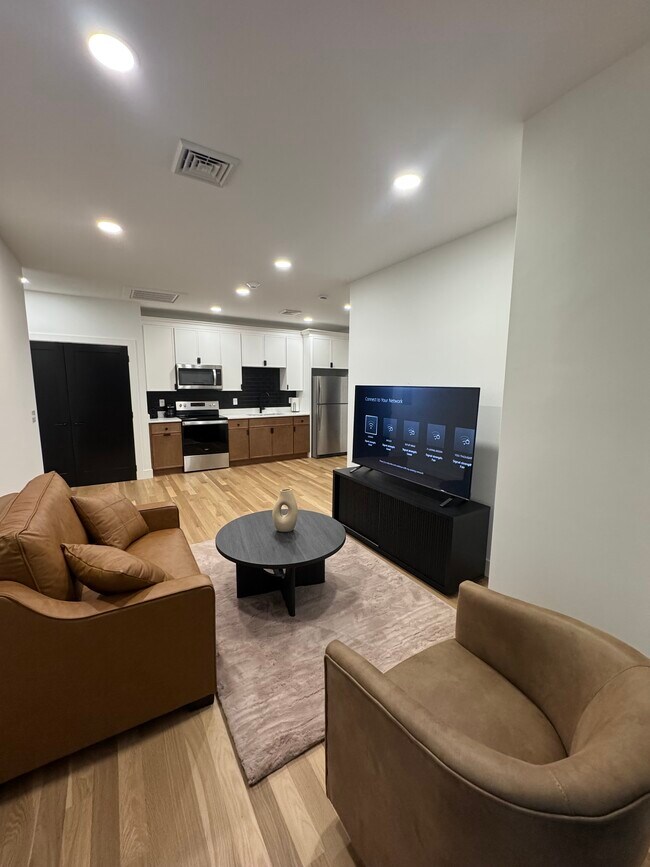 Photo - 1002 Broad St Unit 8