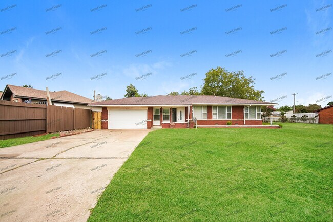 Building Photo - 821 SW 48th St Rental